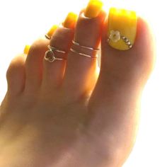 Gold Toe Ring, 3 14k Gold Adjustable Toe Rings For Women, Heart Toe Ring 3 Separate Rings Handmade In The Usa Beautiful Set Of Toe Rings Gold Toe Nails, Yellow Toe Nails, Acrylic Nails Yellow, Gold Toe Rings, Emerald Nails, Yellow Nail Art, Yellow Nails Design, Gel Toe Nails, Sunflower Nails