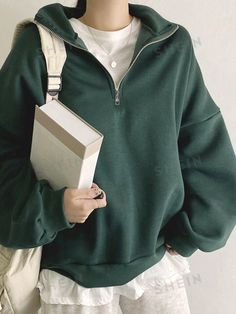 Green Half Zip Pullover Outfit, Cute Female Outfits, Vintage Sweatshirt Outfit, Dark Green Clothes, Dark Green Outfits, Half Zip Sweatshirt Outfit, Zip Pullover Outfit, Half Zip Sweater Outfit, Bisexual Fashion