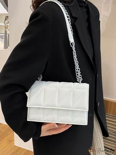 BirdinBag - Stylish Square Bag with Quilted Flap Design Quilt Coat, Elegant Pattern, White Hot, Bag Bag, Square Quilt, Square Bag, Style Elegant, Chain Styles, Pu Leather