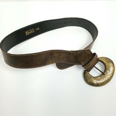 From end to end, this belt measures 37.5 inches (excluding buckle). Double Buckle Belt, Beautiful Belts, Western Belt, Embroidered Leather, Western Belts, Green Outfit, Brown Leather Belt, Chanel Belt, Brown Belt