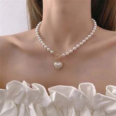 Design: Imitation pearl Decoration: Heart Style : Coquette Aesthetic Jewelry Accessories Necklaces Choker, Korean Pearl Necklace, Fancy Necklaces, Kalung Choker, Goth Hippie, Kalung Manik-manik, قلادات متدلية, Heart Pendent, Pearl Chain Necklace