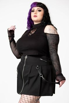 DARK HALF.- Soft, stretch fabric.- Cropped.- Cold shoulder.- Fishnet sleeves with thumbhole.- Hidden back zip.- Lace detail.- High neck.- Fitted.Model is 5ft5 and wears size 3XL.Wash Cold - Gentle Cycle.with KILLSTAR branding, 60%Rayon, 35% Nylon, 5% Elastane. Black Top Plus Size, Fishnet Sleeves, Plus Size Alternative, Killstar Clothing, Plus Size Goth, Goth Things, Oc Outfits, Pentagram Necklace, Witch Dress