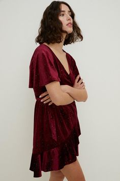 Style: Mini DressDesign: GlitterFabric: VelvetLength: MiniNeckline: WrapSleeve Length: Short Sleeve Velvet Evening Dress, Oasis Dress, Wrap Mini Dress, Oasis Fashion, Evening Dress Fashion, Mini Wrap Dress, Petite Dresses, Dress Clothes For Women, Velvet Dress