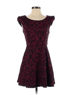 Emerald Sundae Cocktail Dress Size: 5 Burgundy Dresses - used. 97% Polyester, 3% Spandex, Fit & Flare, Scoop Neck, Paisley, Short, Short Sleeve | Emerald Sundae Cocktail Dress - Fit & Flare: Burgundy Paisley Dresses - Used - Size 5 Fitted Short Sleeve Paisley Print Dress, Fitted Mini Dress With Paisley Print, Fitted Paisley Print Mini Dress For Fall, Burgundy Casual Dress, Paisley Dresses, Burgundy Dresses, Brocade Dresses, Paisley Dress, Burgundy Dress