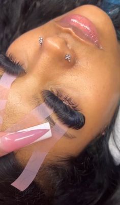 Esthetician Supplies, Best Lash Extensions, Maquillage On Fleek, Fluffy Lashes, Beautiful Freckles, Mink Eyelash Extensions, Lash Extensions Styles, Eyelash Extension Supplies, Pretty Lashes