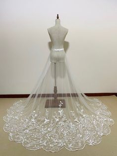 Bridal Detachable Overskirtremovable Wedding Trainbridal - Etsy White Organza Gown With Sweep Train, White Wedding Dress With Sweep Train For Bride, White Tulle Gown With Long Train, Bridal Tulle Wedding Dress With Long Train, Tulle Wedding Dress With Long Train, Tulle Wedding Dress With Detachable Train For Bride, Tulle Wedding Dress With Detachable Train, Bridal Gown With Long Sweep Train, White Wedding Gown With Long Train