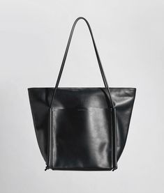 Pocket Tote: A soft everyday tote bag Large Utility Tote, Everyday Tote Bag, Victoria Secret Tote Bags, Coach Tote Bags, Stylish Tote Bag, Kate Spade Tote Bag, Woven Tote Bag, Everyday Tote, Black Leather Tote