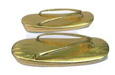 JAPANESE Kimono Zori Geta Sandals Ladies Gold metallic leather Made in Japan. Never worn outside just tried on. Please see measurements for proper fit as all sales are final. measurements length of sole  9" width of sole  2  5/8" FAQ:Terms and Info regarding items I sell- PLEASE READ BEFORE YOU BUY! As a long time seller, I source specifically to resell at reasonable prices. I only select and list great items I feel are in very wearable / and or useable condition. I Traditional Gold Sandals For Formal Occasions, Traditional Gold Open Toe Sandals, Traditional Gold Sandals For Festivals, Japanese Kimono, Gold Leather, Metallic Leather, Mens Flip Flop, Gold Metal, Japan