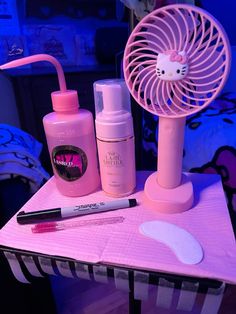 #lashes #lashtechnician #lashroomdecor Lashes Room Ideas, Eyelash Tech Aesthetic, Lash Extension Room, Lash Tech Room, Pink Esthetician, Lash Mannequin, Beauty Studio Decor