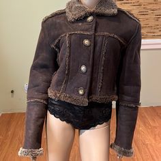 Attitude Pegabo Brown Suede Exterior Shearling Lined Vintage Jacket Size M Brown And Tan Genuine Suede And Shearling There Is No Material Tag Button Front Closure 19" Armpit To Armpit 25" Sleeve 19" Length Vintage Gently Worn Condition Vintage Jacket, Leather Jackets, Brown Suede, Jackets & Coats, Jackets For Women, Leather Jacket, Exterior, Outfit Accessories, Women Shopping