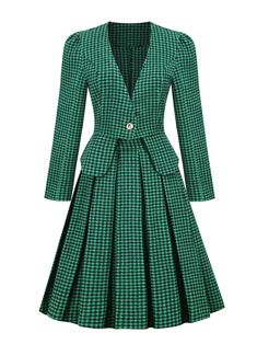 Blazer and Skirt Green Houndstooth Vintage Two Piece Sets | mygoodyshop.com – MyGoodyShop Grid Skirt, Corporate Baddie, Vestidos Retro, Woman Suit, Robes Vintage, Women Suits, Houndstooth Skirt, Look Retro, Fashion Closet