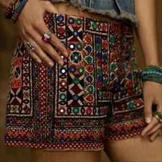 Hippie Elegante, Burning Men, Mode Hippie, Estilo Hippie, Olsen Twins, Mode Boho, Fashion Articles, Bohol, Denim And Supply