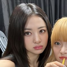 yunjin kazuha eunchae lesserafim matching pfps aesthetic icons trio lq y2k black cute #lesserafim Aesthetic Profile Picture Cartoon Soft, Pretty Skin