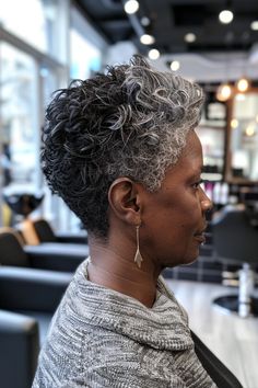 Stunning Salt and Pepper Hair Inspo for Women of All Ages - Flo's Blog Short Hair With White Streaks, Grey Hair With Dark Highlights, Black And Grey Hair Highlights, Grey Hair With Black Highlights, Grey Hair With Black, Hair With Black Highlights, Salt And Pepper Hair Color, Natural Haircuts For Black Women, Pepper Hair Color