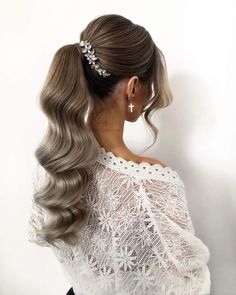 Frizura Za Vjencanje, Sister Of The Bride Hairstyles, Prom Hairstyles For Long Hair, Trendy Wedding Hairstyles, Hairdo For Long Hair, Hairstyles For Round Faces, Wedding Hair And Makeup, Hair Piece