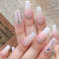 World Nails, Hairstyles Romantic, Diamond Nail Designs, Romantic Updo, Valentine Nails, Messy Updo, Nails Design With Rhinestones, Cute Acrylic Nail Designs, Pretty Nail Designs