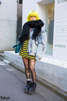 Tastes Like Couture - tokyo-fashion: 23-year-old Murakami Ripped Stockings, Ripped Tights, 2019 Hairstyles, Japan Fashion Street, Blue Lipstick, Harajuku Fashion Street, Harajuku Girls