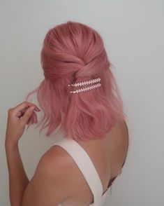 Hair Half Up Styles, Half Up Styles, Hair Color Ideas Trending, Creative Hair Color, Look Rose, Hair Half Up