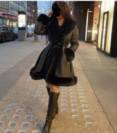 Boujee Winter Outfits, Rich Outfits Classy, Stil Elegant, Winter Mode, Winter Fashion Outfits, Elegant Outfit, Look Fashion, Classy Outfits, Aesthetic Clothes