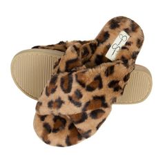 SIMPLE SIZING: Available in size Small (US 6-7), Medium (US 7-8), Large (US 8-9), and X-Large (US 9-10). Slippers run small- we recommend selecting a size up Size: Medium (7-8).  Color: Multicolor.  Gender: female.  Age Group: adult. Jessica Simpson House Slippers, Foam House, Fuzzy Slides, Clown Shoes, Faux Fur Slides, Slide Slippers, Faux Fur Slippers, Fur Slippers, Open Toe Shoes