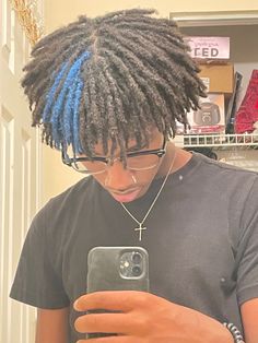 Purple Locs Men, Dreadlocks Color Ideas, Men Dyed Locs, Loc Color Ideas Men, Brown Locs Men, Dyed Dreads Men