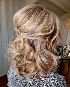 Half-Up Bouffant Hairstyle for Wedding