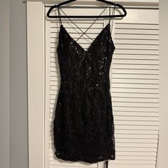 New With Tags Windsor Black Sparkly Dress, Short Sparkly Black Dress, Black Hoco Dresses, Black Sparkly Dress, Floral Dress Formal, Dark Blue Dress, Evening Gown Dresses, Corset Mini Dress, Black Sequin Dress