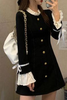 #outfit Korean Elegant Outfit, Serena Style, Model Clothes, Model Outfits, Anime Dress, Easy Trendy Outfits, Wardrobe Ideas, Elegant Outfit, Outfit Idea