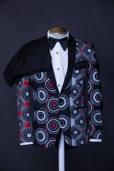 Mandela Print Blazer. African print blazer men, men's African blazers, Ankara blazer men, kente blaz Men African Style, Ankara Blazer, African Print Blazer, Work Blazer Outfit, How To Wear Blazers, African Suit, African Wear Styles For Men, Blazer Men, Style Africain