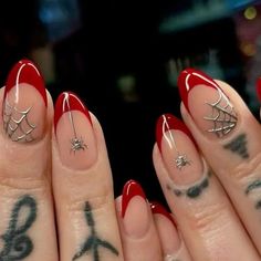 The Ultimate Halloween Nails Inspiration Spider Nails Designs, Spider Nail Designs, Spooky Nail Designs, Spiderweb Nails, Spider Web Nails, Spider Nails, Vampy Nails, Spooky Nails, October Nails