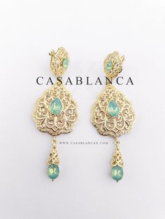 Moroccan gold earrings in exclusive stones, gold plated and 100% nickel-free.