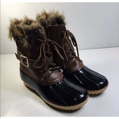 Brand New! Never Worn! Faux Fur And Sherpa Lining. Brown Weatherproof Synthetic Boots, Brown Synthetic Weatherproof Boots, Weatherproof Brown Synthetic Boots, Brown Boots With Faux Fur Trim For Cold Weather, Insulated Brown Synthetic Boots, Duck Boots, Winter Rain, Rain Boots, Black And Brown