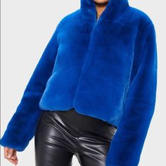 New With Tags Zara Blue Faux Fur Jacket, Blue Fur Jacket, Cropped Quarter Zip, Casual Luxe, Faux Fur Material, Burgundy Jacket, Long Sleeve Design, Black Denim Jacket, Fashion Winter