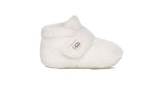 A customer favorite, the Bixbee Bootie wraps your baby's foot in super-soft terry cloth while silicone tread helps with their first steps. Cozy and adorable, the Bixbee is also machine washable for easy cleaning. | Fleece or mix fleece (51% recycled polyester, 49% polyester) upper. Hook-and-loop closure. Fleece or mix fleece lining (51% recycled polyester, 49% polyester). Microfiber outsole with slip-resistant rubber print. 2.25 inch shaft height. Machine washable. Woven label with UGG logo. RN Baby Ugg Boots, Ugg Store, Big Kids Shoes, Ugg Winter Boots, Girls Pjs, Goth Baby, Baby Uggs, Kids Uggs, Baby Boots