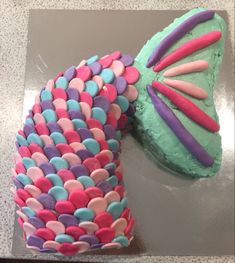 Mermaid tail shaped birthday cake, featuring brightly coloured fondant scales Mermaid Cake Diy, Birthday Cakes For Boys, Diy Mermaid Tail, Diy Mermaid, Flat Cakes, Cake Kit, Toddler Stuff