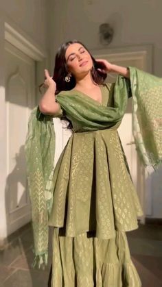 Trendy Outfits Indian, Traditional Indian Dress, Baby Frock, Pakistani Dresses Casual, Beautiful Pakistani Dresses, Salwar Kamiz, Indian Dresses Traditional, Traditional Indian Outfits