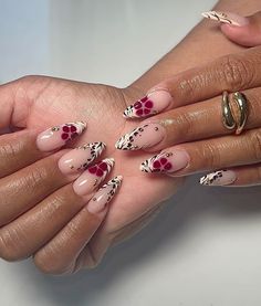 Cheetah Print Nails Almond, Funky Almond Nails, Colorful Twists, Nail Art Unique, Rodeo Nails, Silhouette Nails, Leopard Nail Designs, Rounded Acrylic Nails, Leopard Nail Art