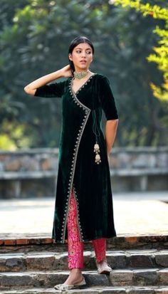 Velvet Kurtis Design, Velvet Dresses Outfit, Velvet Suit Design, Velvet Kurta, Banarasi Brocade, Angrakha Style, Velvet Dress Designs, Gaun Fashion, Indian Gowns Dresses