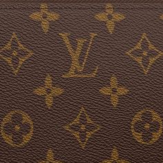 One of louis vuitton's most iconic models, the zippy wallet in monogram canvas offers an array of practical features, including spacious compartments, a zipped coin pocket and multiple card slots. Named for its secure, all-round zip, the wallet opens to reveal a grained-leather lining. This complete, functional design can double as a clutch. Louis Vuitton Wallet Zippy, Pink Monogram, Apple Watch Wallpaper, Louis Vuitton Wallet, Louis Vuitton Official, Designer Style, Small Leather Goods, Long Wallet, Monogram Canvas