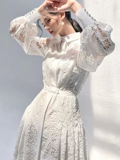 Royal Dresses, Lace Outfit, Fancy Dress Design, Fashionista Clothes, Stylish Dress Designs, White Wedding Dresses, White Fashion, Classy Dress, Model Dress