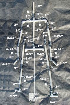 a drawing of a toilet that is on top of a piece of paper with measurements