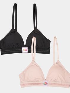 Hey trendsetter! Meet your new fav – the 'FOMO Free' Triangle Bralette from A Fresh Collection by Fruit of the Loom®. This bralette rocks a modern triangle shape. The novelty under bust elastic? It's like a mini support party happening all day long – comfort on point! It's not just a bra, it's a vibe, and it comes in sizes XS to 3XL because we've got everybody covered! We know you're all about that versatility, so we made the back straps fully adjustable and convertible. Straight up or crisscrossed – you do you, boo! And the hook and eye closure? Secure fit alert! And you know what's twice as nice? It's a 2 pack to double the fun and keep those good times rolling! Wave goodbye to FOMO and dive into a world of fun, comfort, and serious style with our Triangle Bralette! You Do You Boo, Rose Shadow, Twice As Nice, Target Clothes, Strapless Bandeau, Triangle Bralette, Sewing Party, Seamless Bra, Kids Outfits Girls