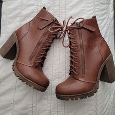 Cute Brown Boots, Brown Boots Heels, Brown Heel Boots, Best Shoes For Women, Brown Heeled Boots, Booties For Women, Ankle Boots Women, Soda Shoes