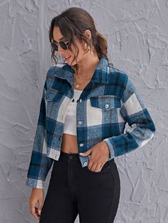 Cazadora de cuadros con solapa con botón delantero | SHEIN USA Plaid Jacket Women, Jean Jacket Outfits, Fashion Top Outfits, Casual Outfit Inspiration, Women Outerwear, Cold Outfits, Women Jackets, Jean Jacket Women, Jeans Jacket