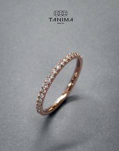 Minimalist Accessories Jewellery, Simple Ring Design, Hand Jewelry Rings, Simple Jewellery, Locket Design, Simple Rings, Expensive Jewelry Luxury, Gold Rings Fashion, Gold Ring Designs