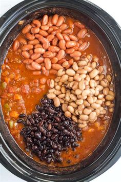 beans and other foods are in the slow cooker