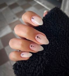 Stiletto Nails Short, Minimalist Nail, Boho Nails, Nude Nail Designs, Work Nails, Dots Nails, Nails Polish