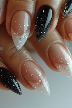 Witchy Nails, Goth Nails, Paws And Claws, Black Nail Designs, Get Nails, Nails And Hair, Nail Stuff, Black Nail, Nails And Makeup