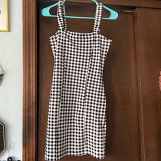 Never Worn, Tags Attached. Black And White Gingham Plaid Bodycon Dress. Size Small. Black Plaid Mini Dress For Picnic, Black Mini Plaid Dress For Picnic, Black Plaid Cotton Mini Dress, Black Cotton Plaid Mini Dress, Black Fitted Mini Dress For Picnic, Black Lace Top Dress, Baseball Dress, Dresses Black And White, Black Strappy Dress