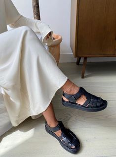 Move Over Birkenstocks: A New “Ugly” Sandal Is Taking Over Instagram+#refinery29 Fisherman Sandals Outfit, Monikh Dale, Woven Leather Sandals, Ugly Shoes, Genuine Leather Sandals, Fisherman Sandals, Sandals Outfit, Trending Sandals, Chunky Shoes